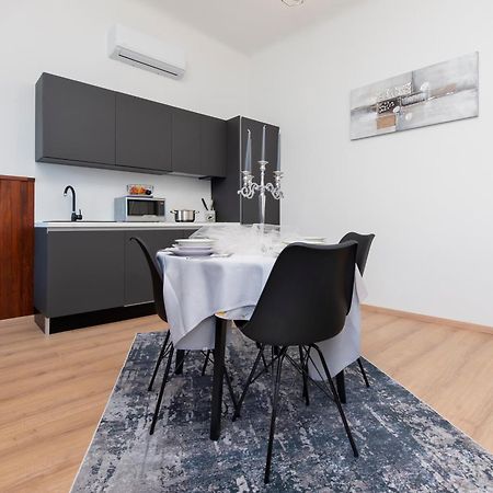 רוביני Apartment Rubi מראה חיצוני תמונה