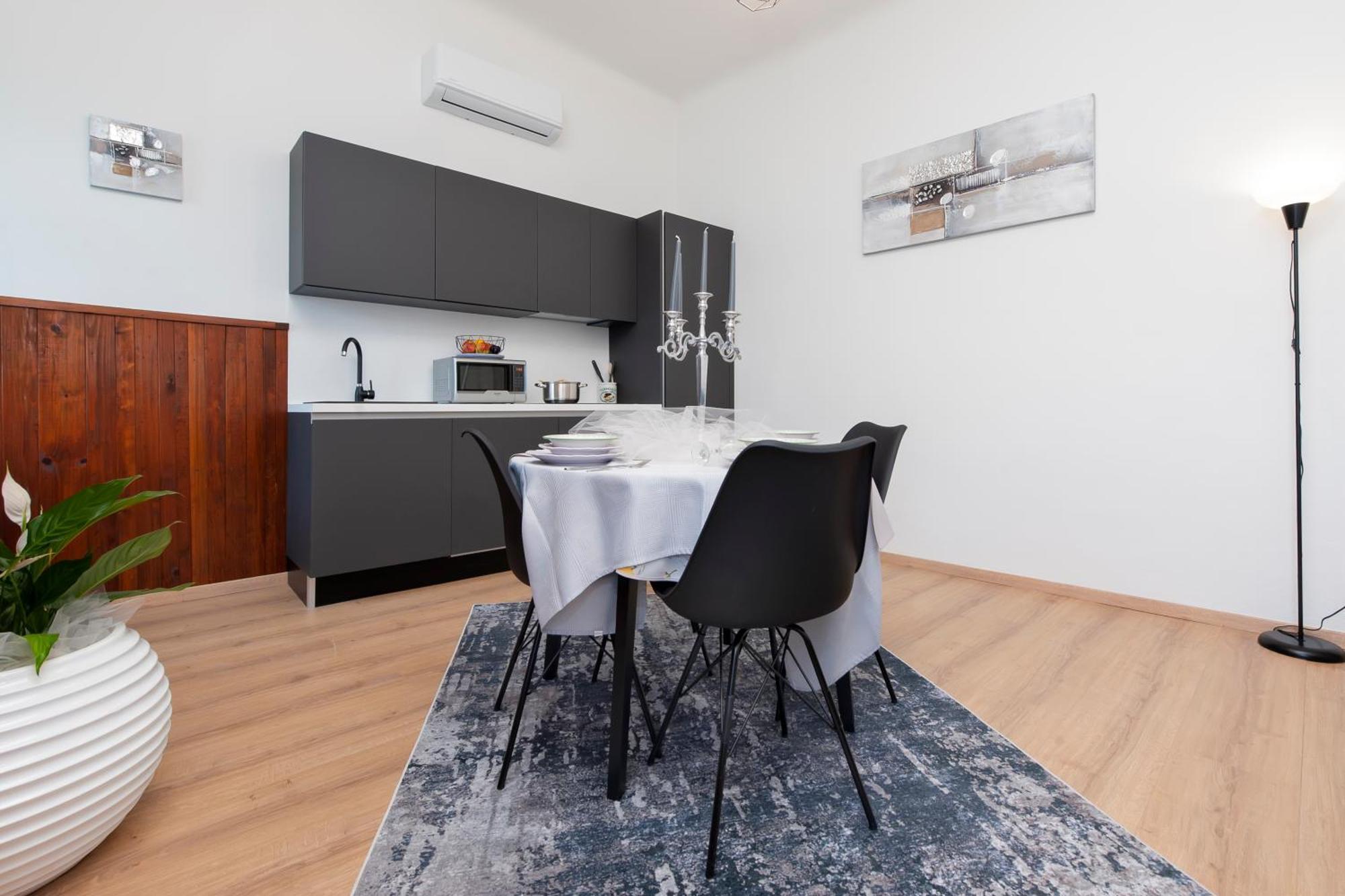 רוביני Apartment Rubi מראה חיצוני תמונה